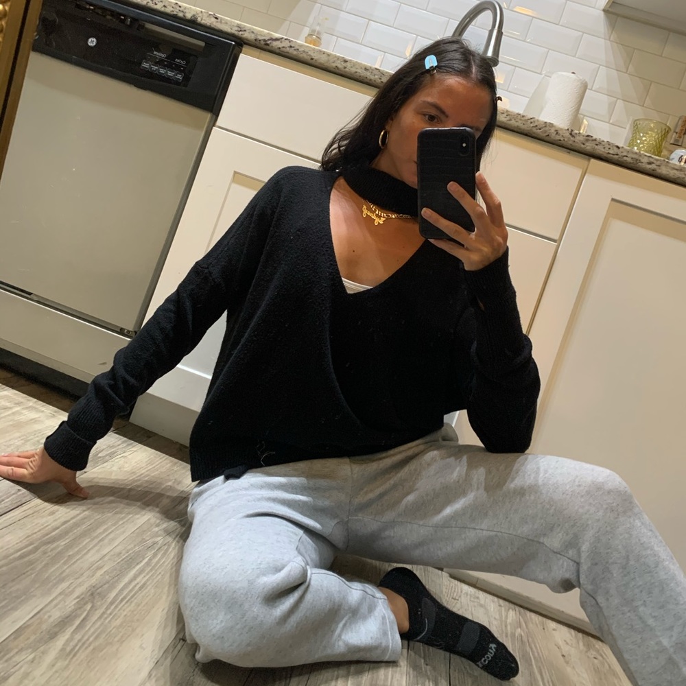 V Neck Choker Sweater